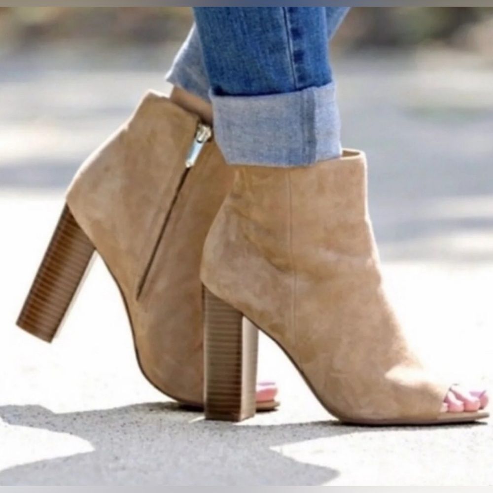Sam Edleman Yarin Suede Camel Peeptoe Booties 10.5M